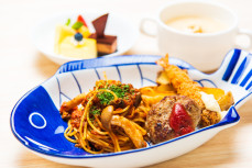 パスタプレート(スープ、デザート付き)