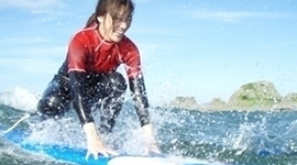 Longboard Surfing 